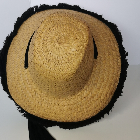 💥 straw Hat with black edging - Picture 2 of 3